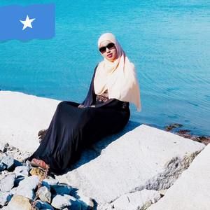 Meet your Posher, Aayisha